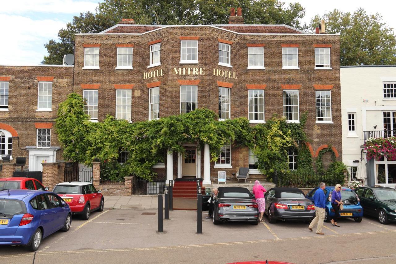 MoleseyHampton Court - The Kings Restアパートメント エクステリア 写真